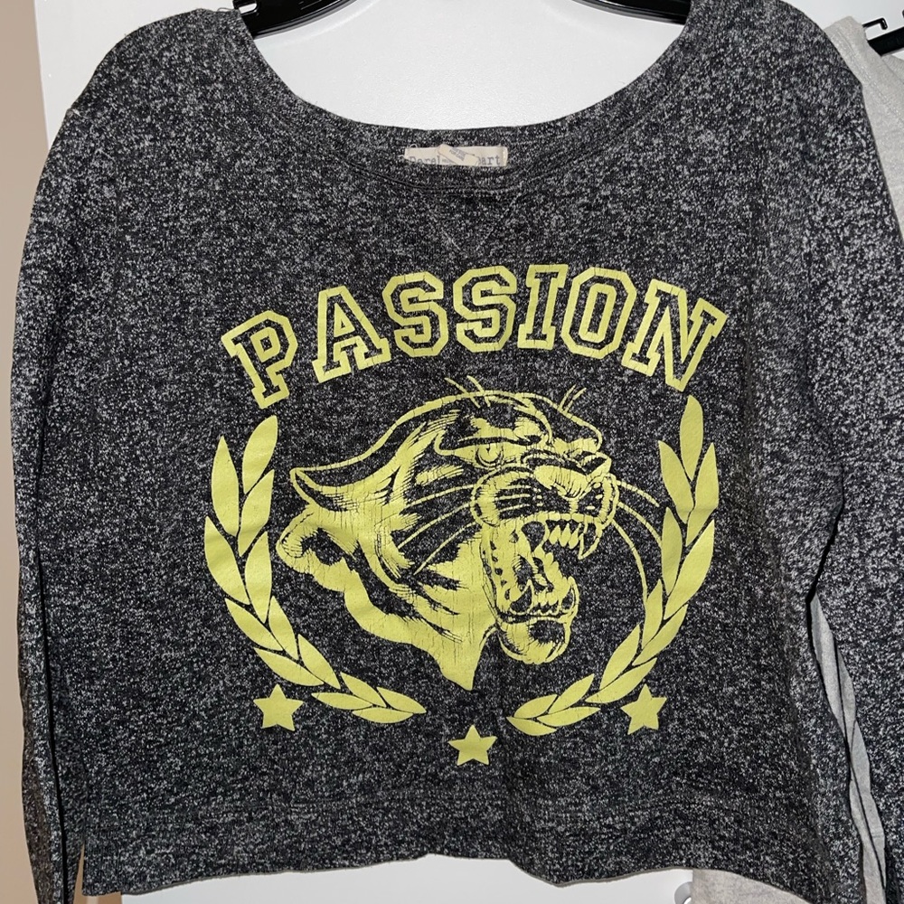 Cropped sweatshirt